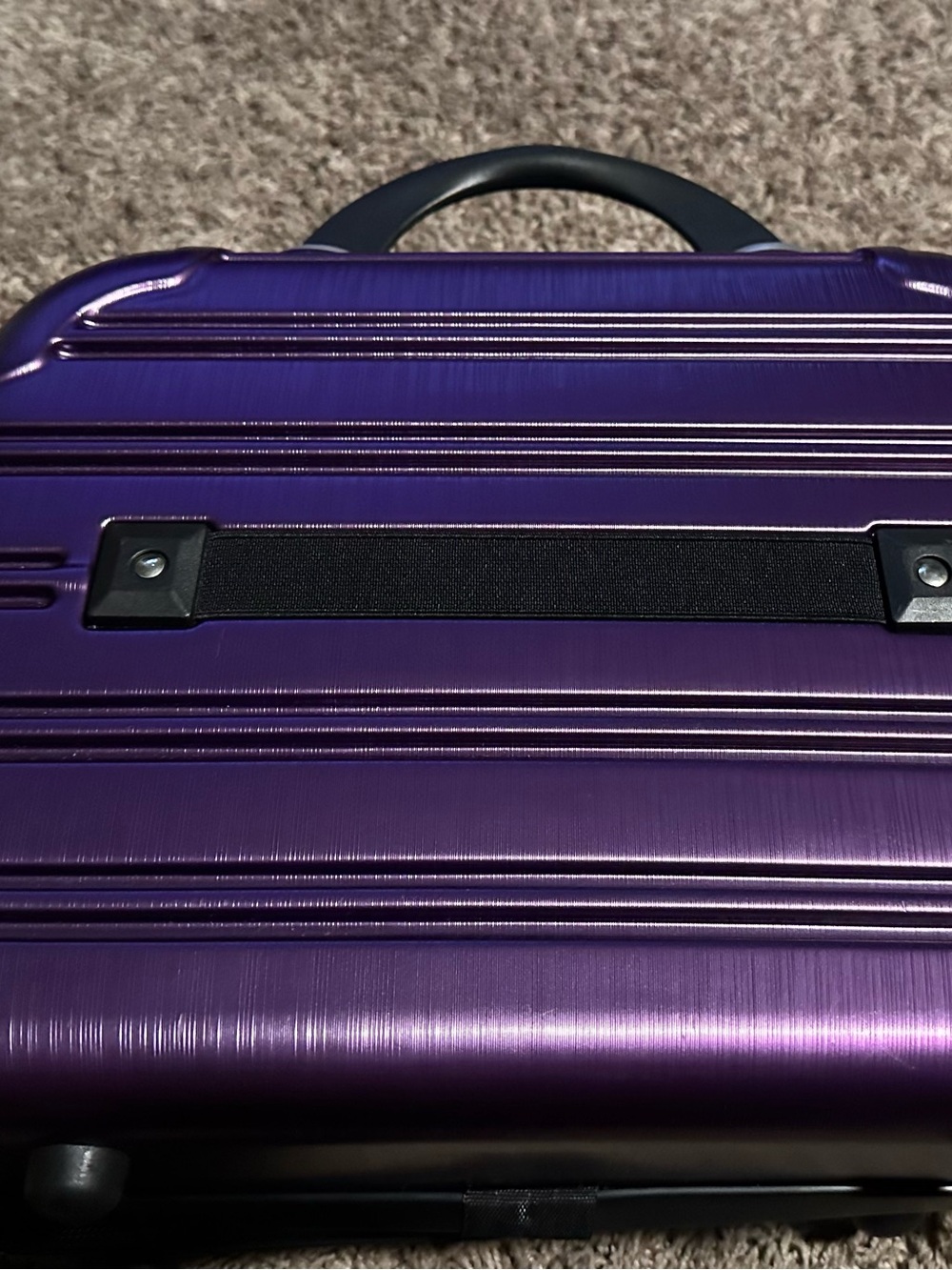 Purple Hard Shell make Suitcase - Picture 8 of 12